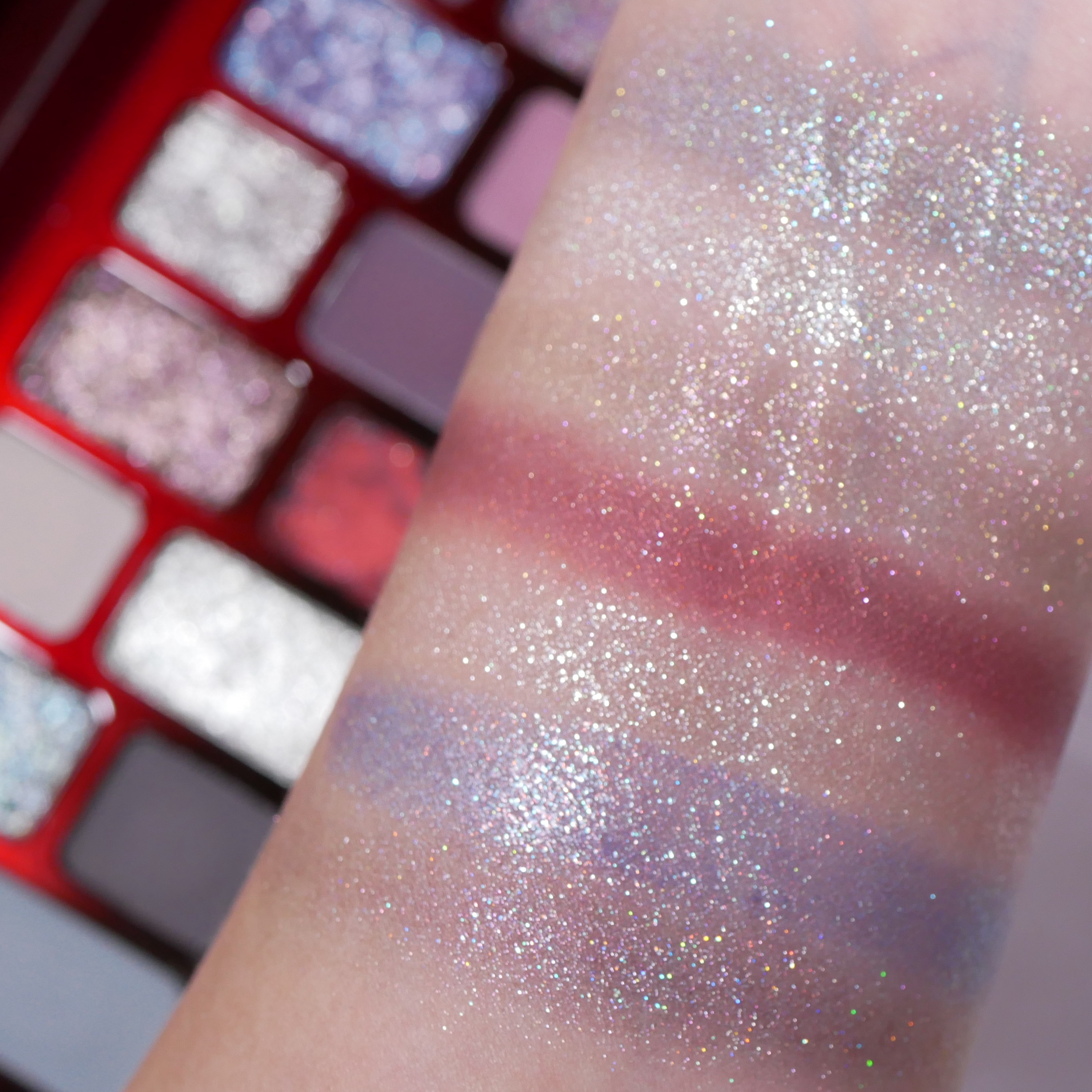 16-Color Natural Star Eye Shadow Palette/CHEERYEP/アイシャドウパレットを使ったクチコミ（3枚目）