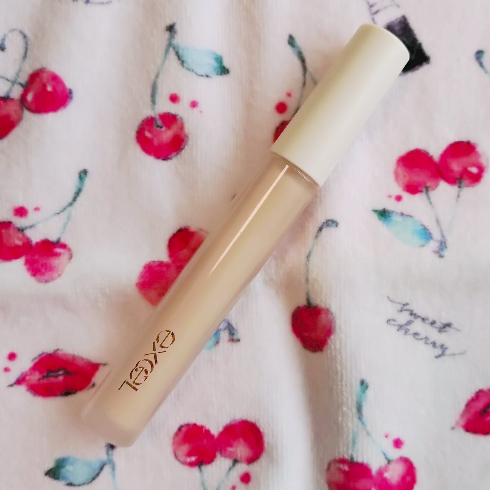 エシリアル セラムコンシーラー/excel/リキッドコンシーラーを使ったクチコミ（1枚目）