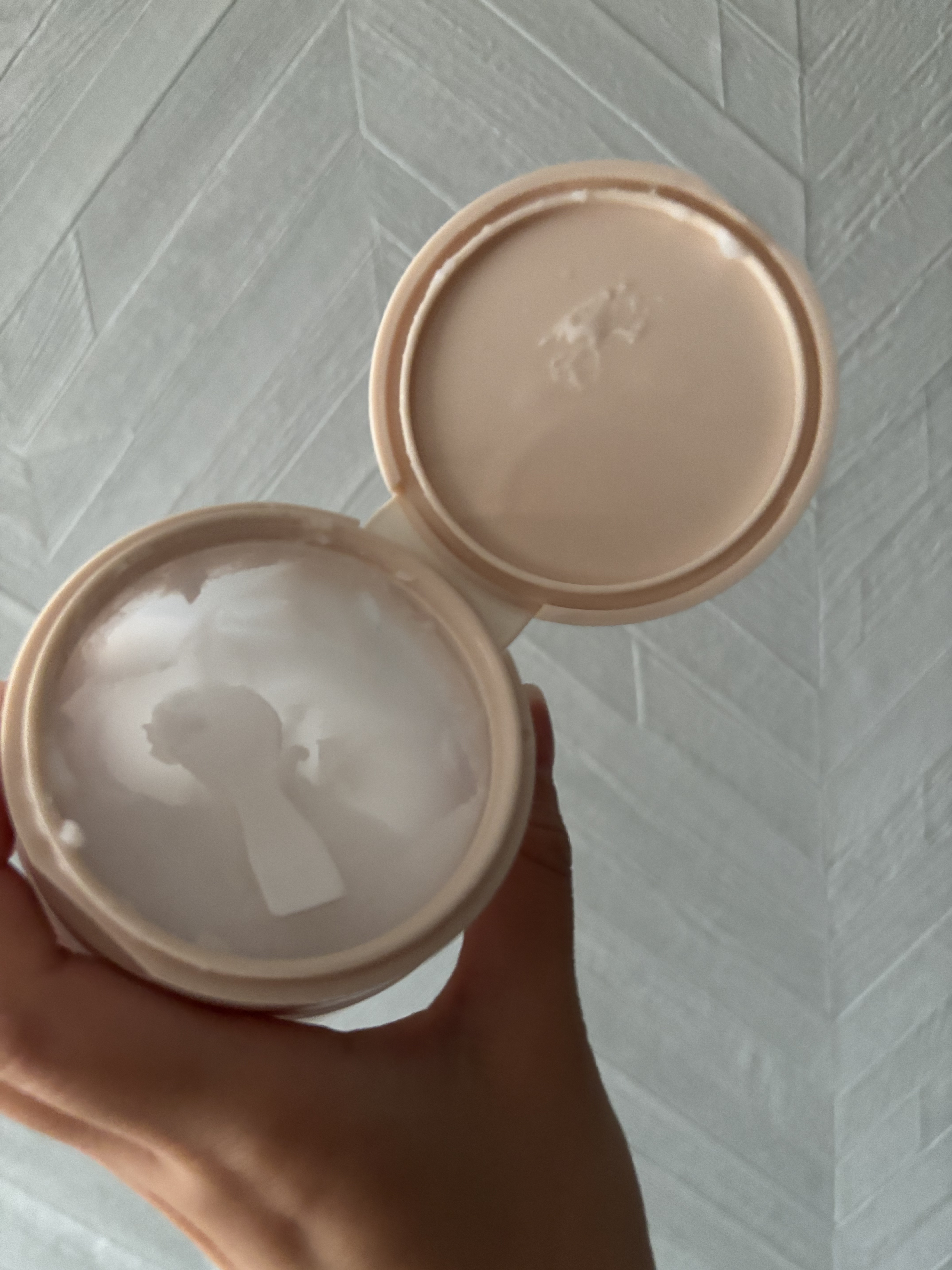 バイオームバリアコラーゲンファーミングクレンジングバーム/UIQ/クレンジングバームを使ったクチコミ（2枚目）