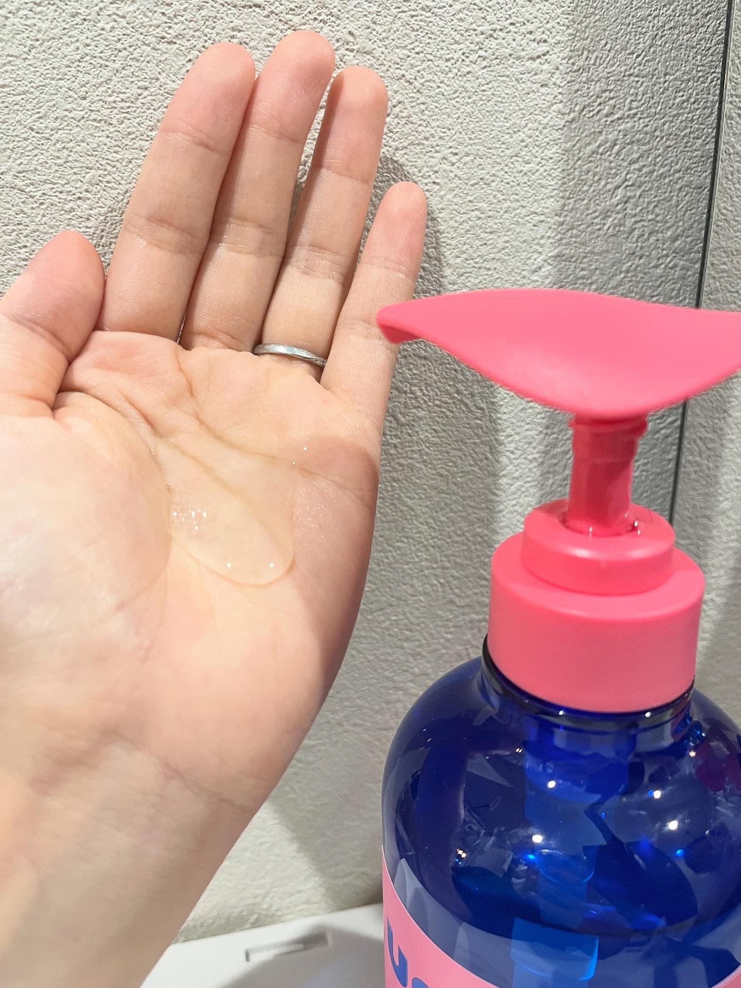 ウヌ　ウヌボレストレート　ヘアミルク/unu/ヘアミルクを使ったクチコミ（2枚目）