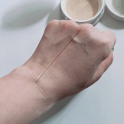 あやこ @フォロバ100 on LIPS 「超光拡散UVパウダーラブミータッチ潤つやタイプ厚塗り感なく自然..」(4枚目)