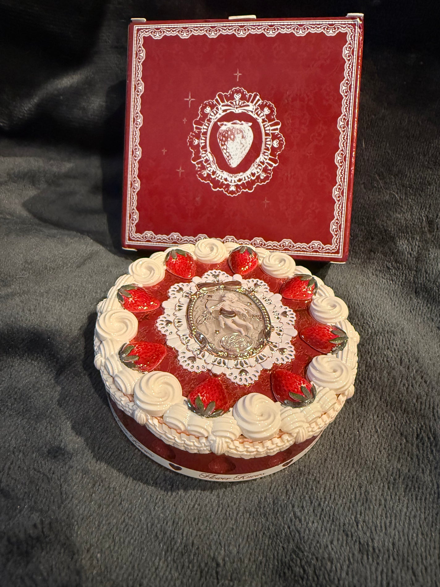 ストロベリーキューピッドコレクション プレストパウダー/FlowerKnows/プレストパウダーを使ったクチコミ(7枚目)