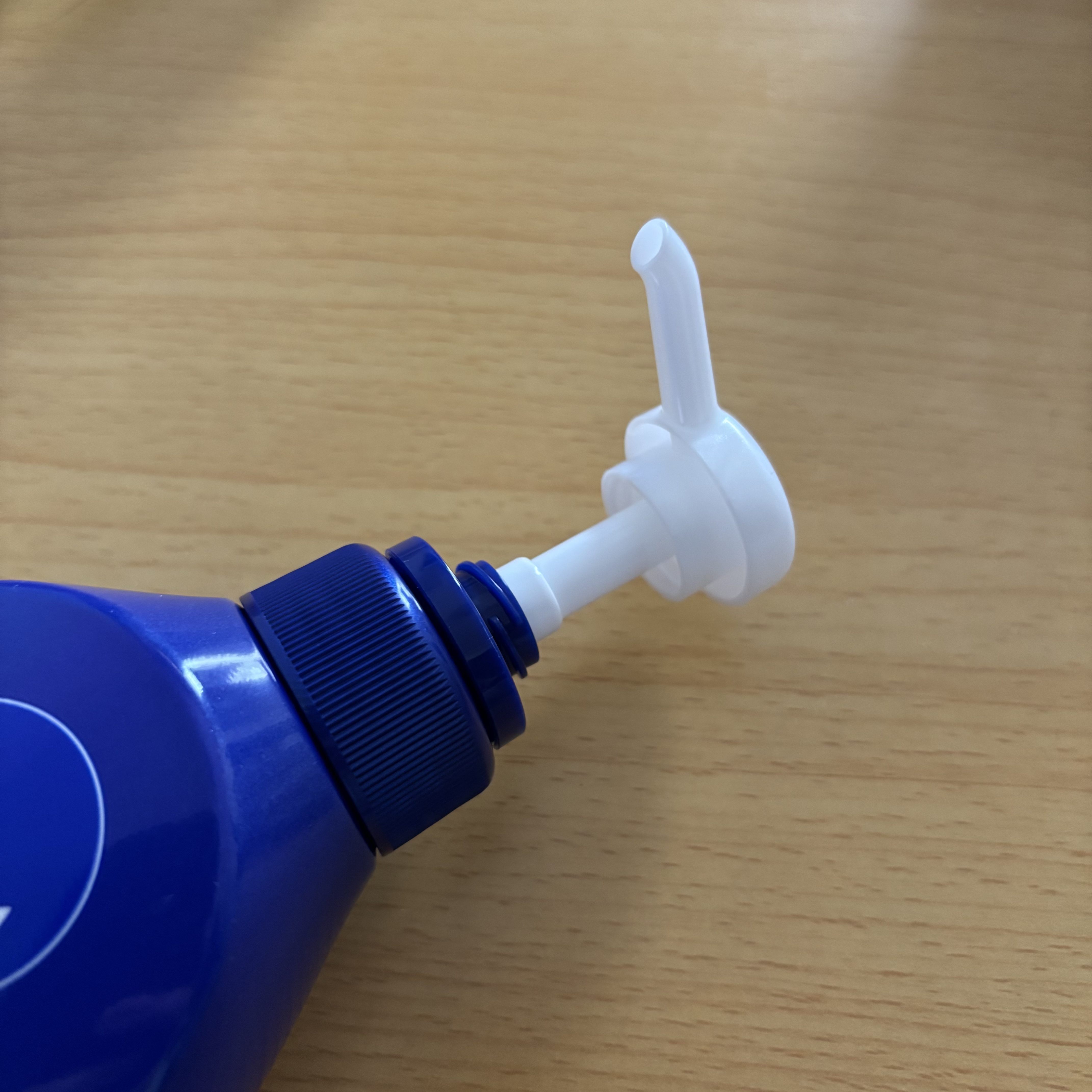 ニベア クリームケアボディウォッシュ W濃厚保湿 ヨーロピアンホワイトソープの香り/ニベア/ボディソープを使ったクチコミ（3枚目）