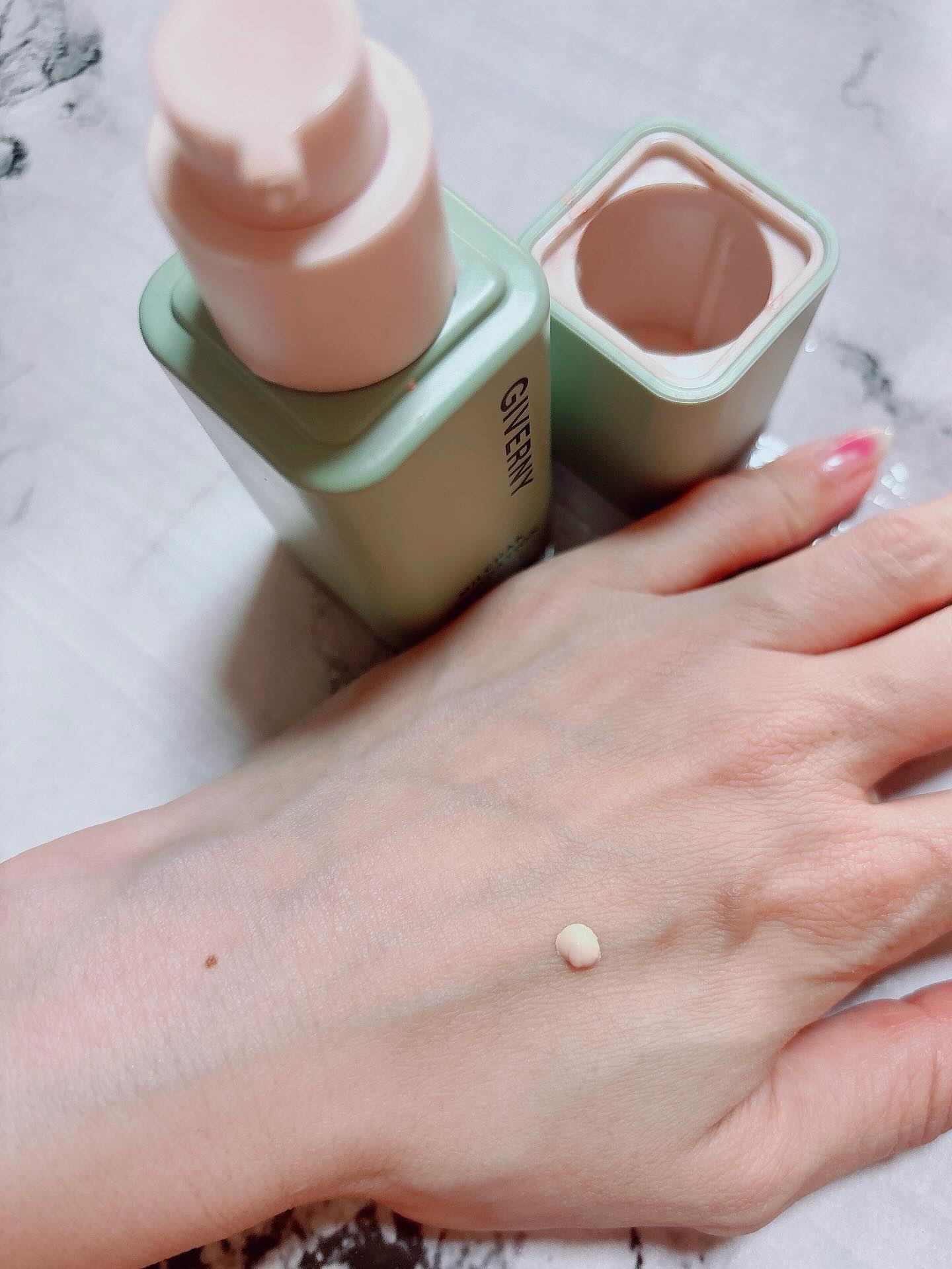 ジヴェルニー 密着カバーファンデーション/GIVERNY/リキッドファンデーションを使ったクチコミ（2枚目）