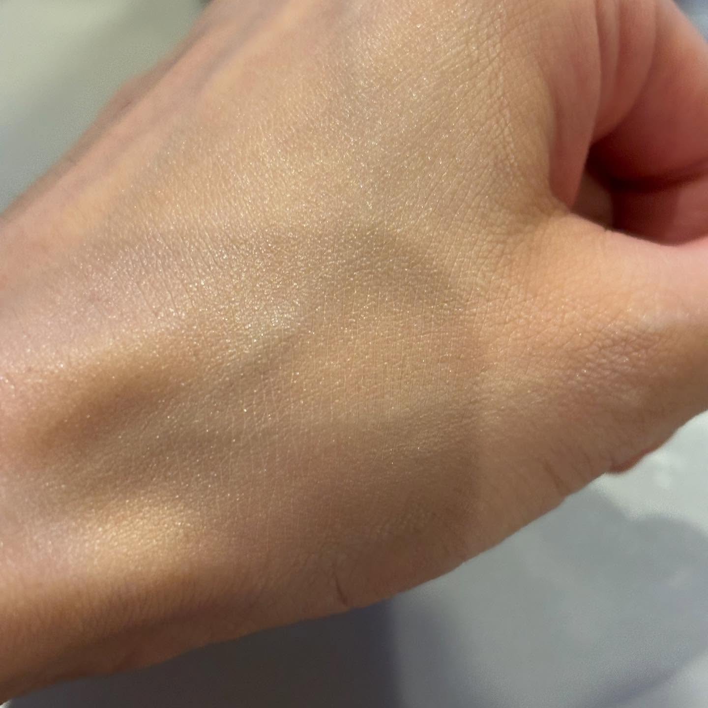 セルヴォーク レアグロウ プライマー/Celvoke/化粧下地を使ったクチコミ（3枚目）