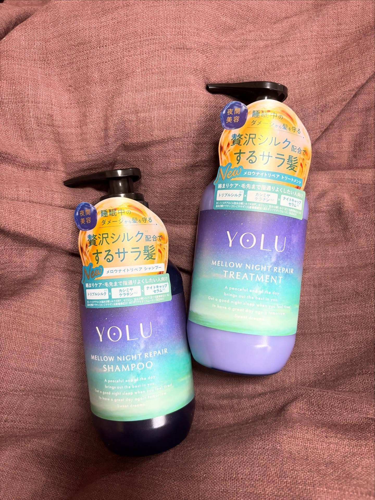 YOLU ヨル　メロウナイトリペアシャンプー/トリートメントのクチコミ「YOLU メロウナイトリペアシャンプー & トリートメント ✨

夜のバスタイムが楽しみになる.....」（1枚目）