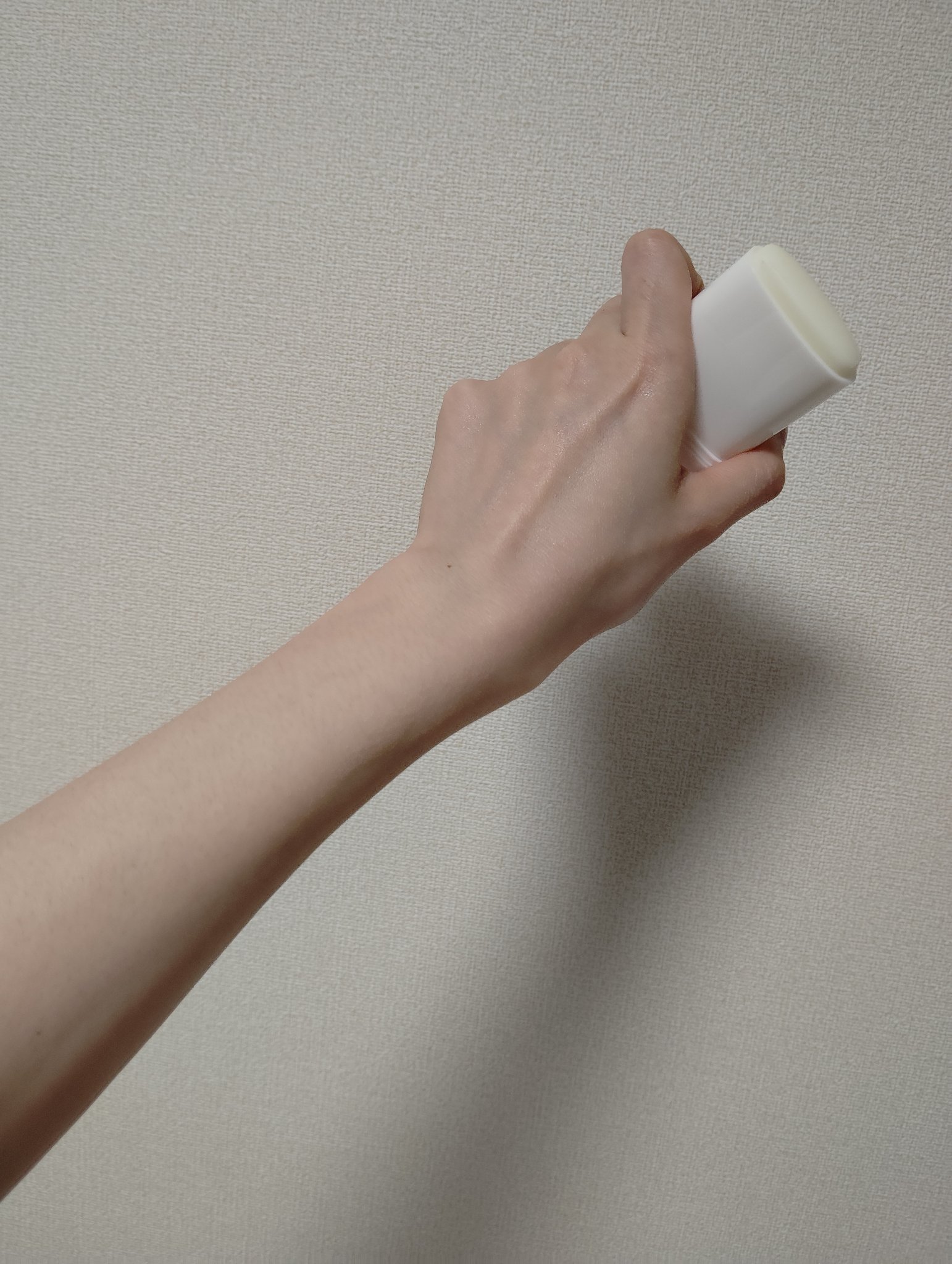 エアリーライト 透明UVスティック/COSRX/日焼け止めスティックを使ったクチコミ（3枚目）