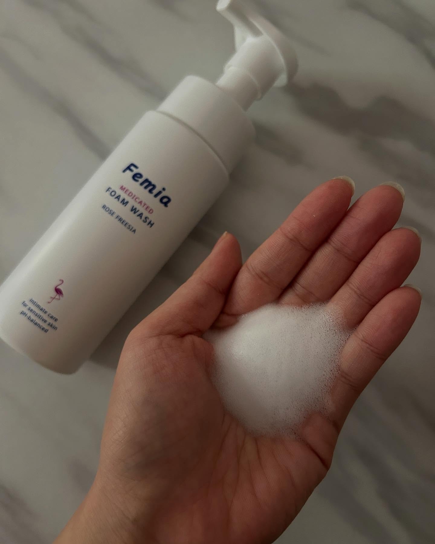 薬用泡ウォッシュ　ローズとフリージアの香り /Femia/デリケートゾーンケアを使ったクチコミ（2枚目）
