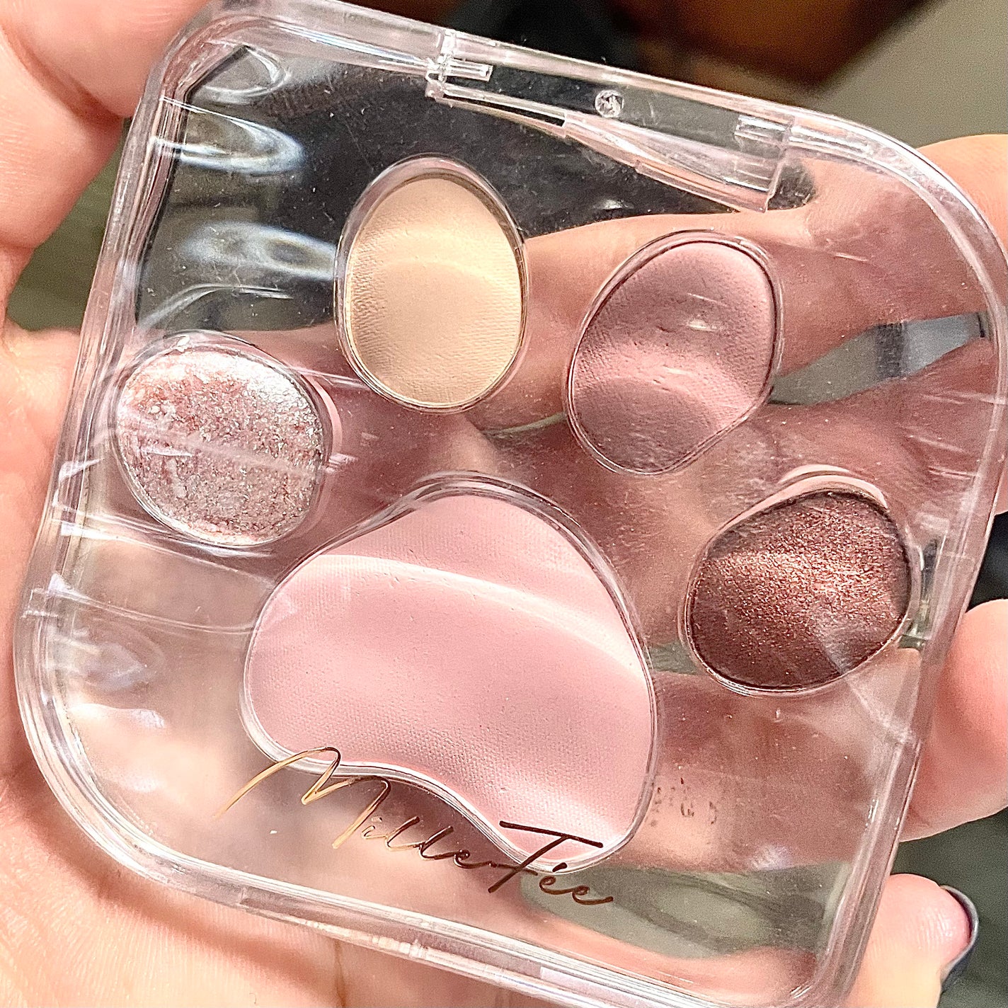 ミャオパウズアイシャドウパレット/MilleFée/アイシャドウパレットを使ったクチコミ(1枚目)