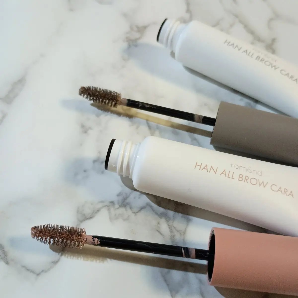 ハンオールブロウカラ/rom&nd/眉マスカラを使ったクチコミ（2枚目）