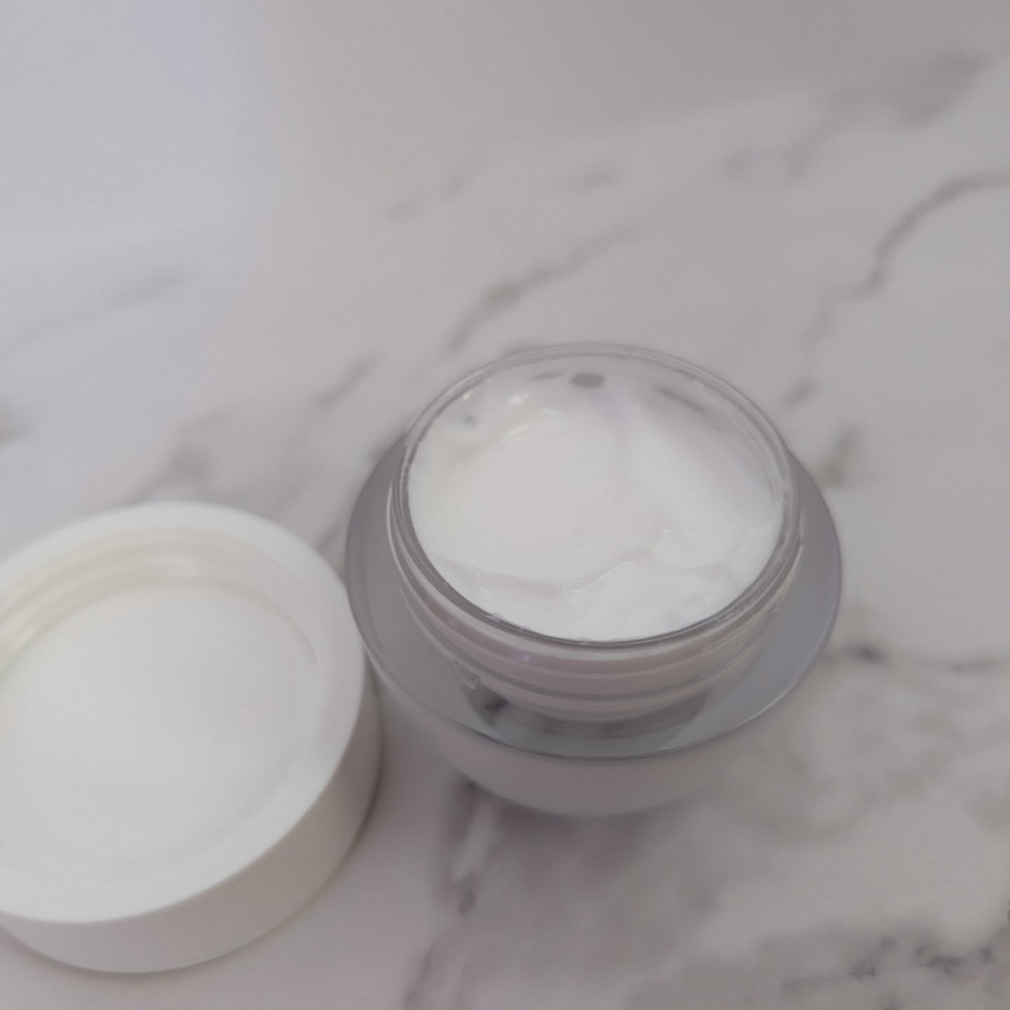 アクア チャージ 薬用 ミルキー クリーム/ESTEE LAUDER/フェイスクリームを使ったクチコミ（3枚目）