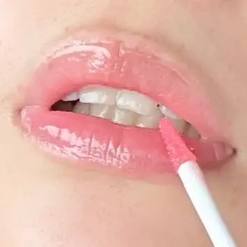 キスミー　フェルム　ヒアルガラスリップ 02 ゼリーレッド/キスミー フェルム/リップグロスを使ったクチコミ（2枚目）