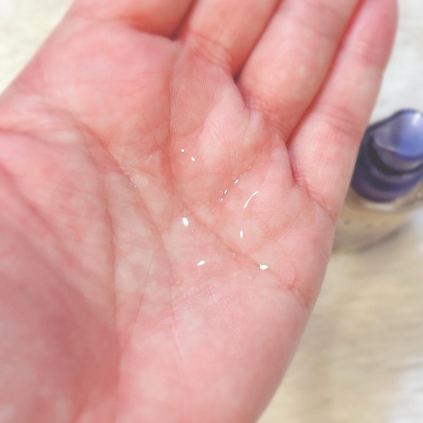 ラックス スーパーリッチシャイン リラックスナイトケア まとまりヘアオイル/LUX/ヘアオイルを使ったクチコミ(2枚目)