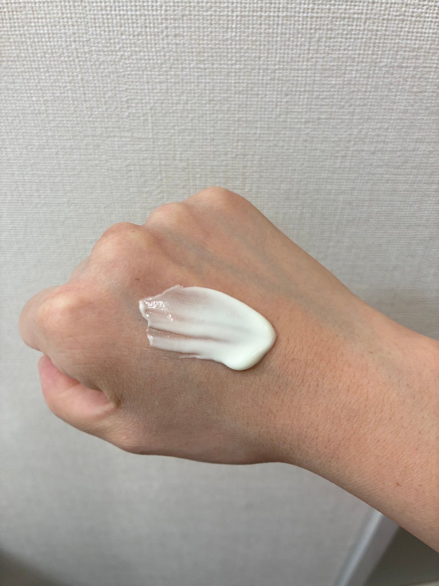 ゆきなこ on LIPS 「今回のレビューはこちら✨サンカットマルチビタミンUVエッセンス..」(3枚目)