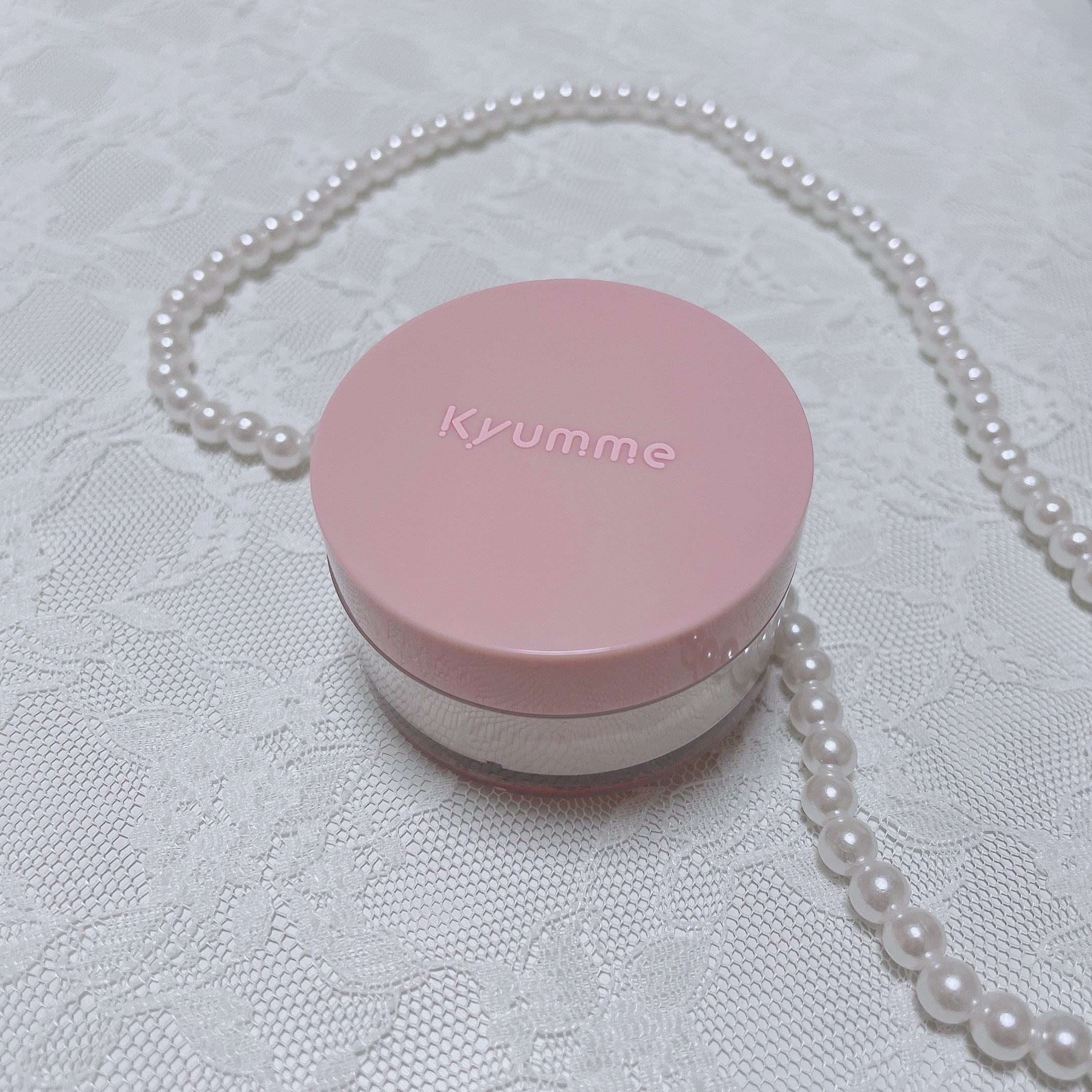 DAISO KM  ルースパウダーのクチコミ「

DAISO　KM  ルースパウダー


「XやYouTubeでもよく見かけるようになった1.....」（1枚目）