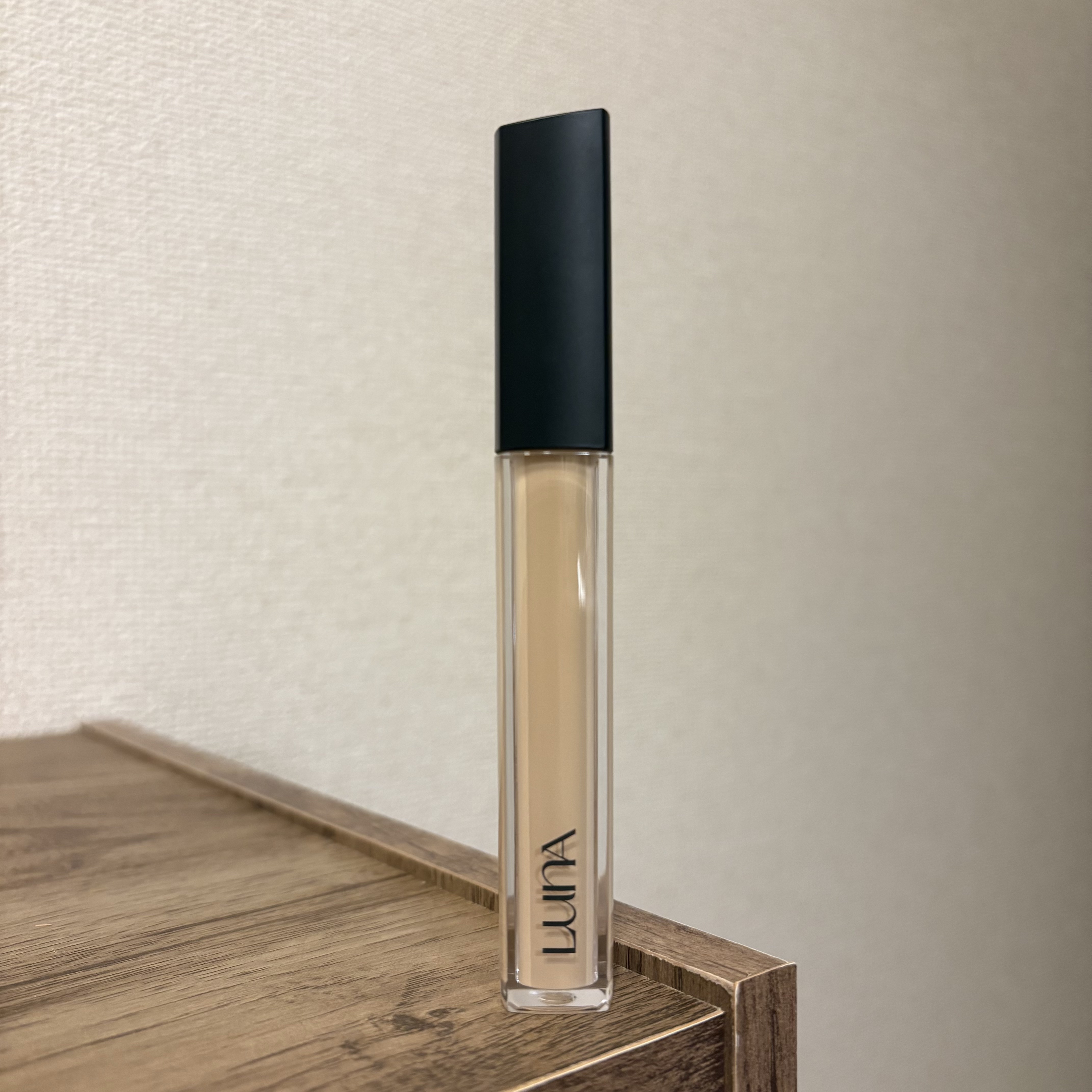 ☺︎LUNA

ロングラスティングチップコンシーラー
1.5 ペタル

メガ割購入品！
めちゃめちゃ綺麗にメイクする友達におすすめしてもらったコンシーラー！
今までクリームタイプしか使ったことなかったから比較が難しいけど、確かにカバー力が高