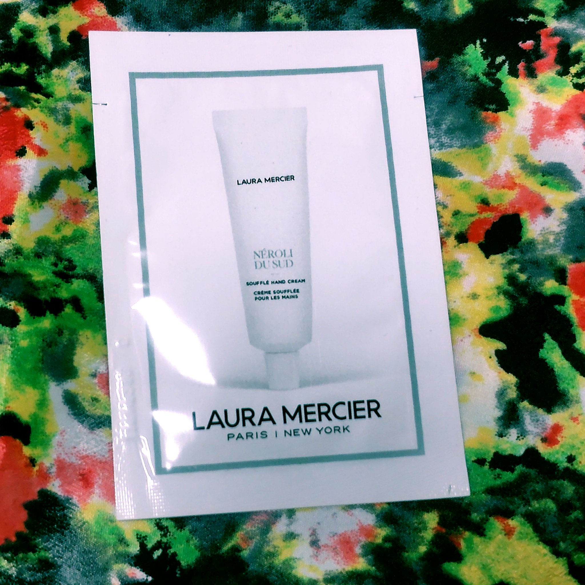  スフレ ハンドクリーム/ローラ メルシエ/ハンドクリームを使ったクチコミ（1枚目）