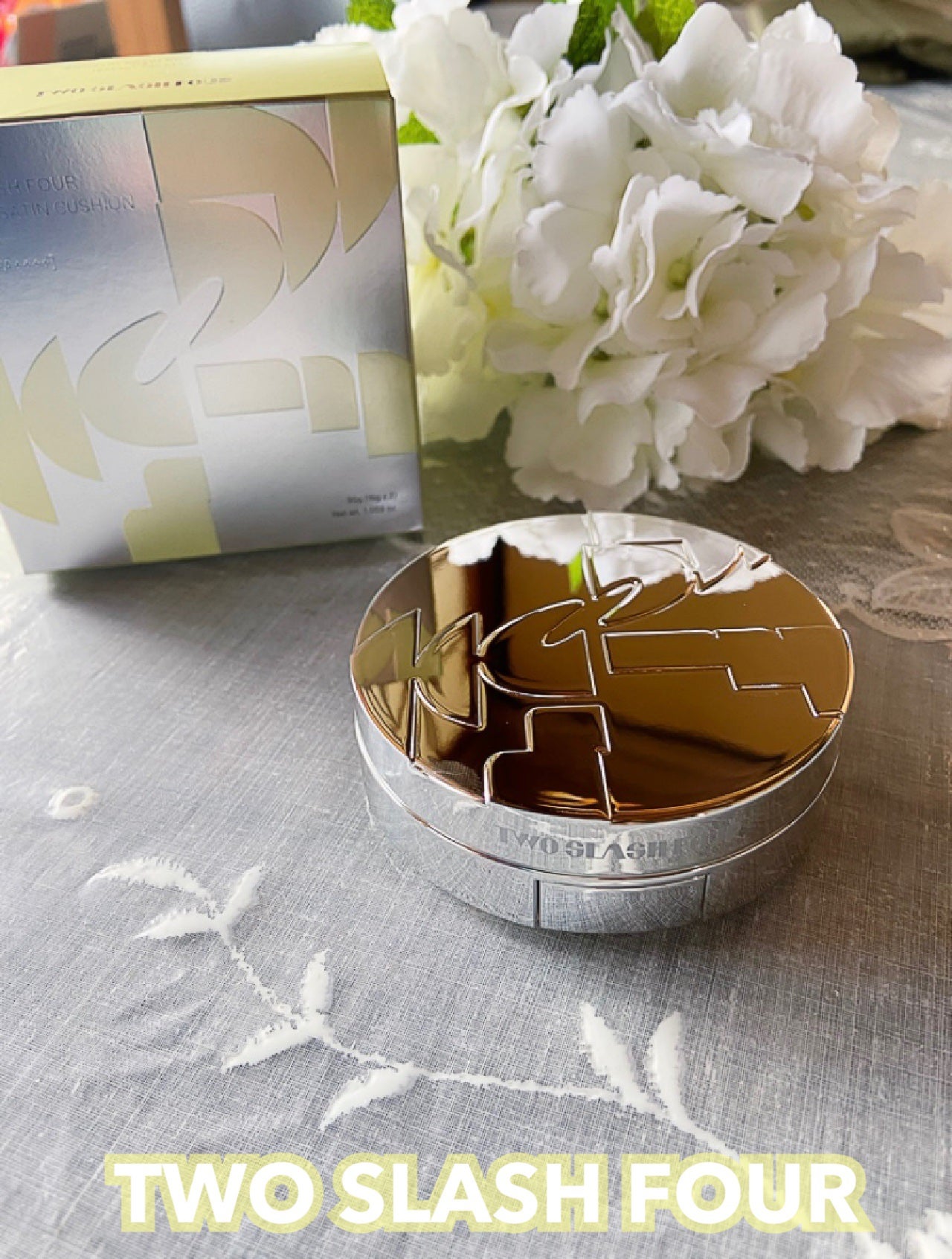 エンジェリックサテンクッション/TWO SLASH FOUR/クッションファンデーションを使ったクチコミ(1枚目)