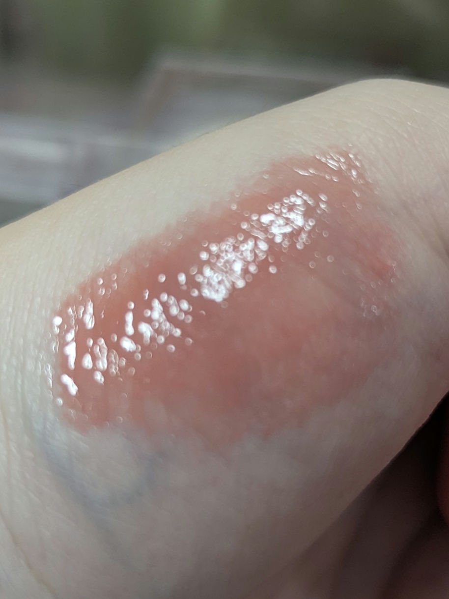 KM チェーン付きグラスティントリップグロス/Kyumme/リップグロスを使ったクチコミ（3枚目）