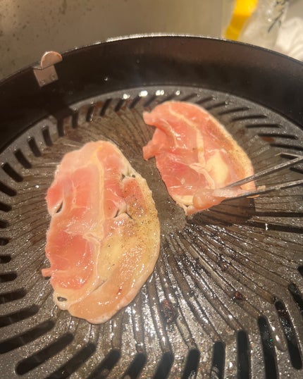 ぽんず。((フォロバ強化中)) on LIPS 「𓅫⸒⸒焼きしゃぶネギ塩ロース、焼きしゃぶパクチー、鶏ハンバーグ..」(5枚目)