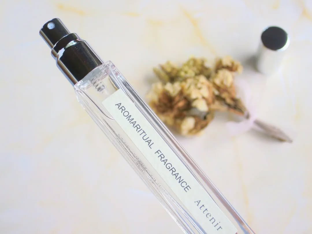 アロマリチュアルフレグランス 〈ホワイトティーフォレスト〉 オードトワレ/アテニア/香水(その他)を使ったクチコミ（3枚目）