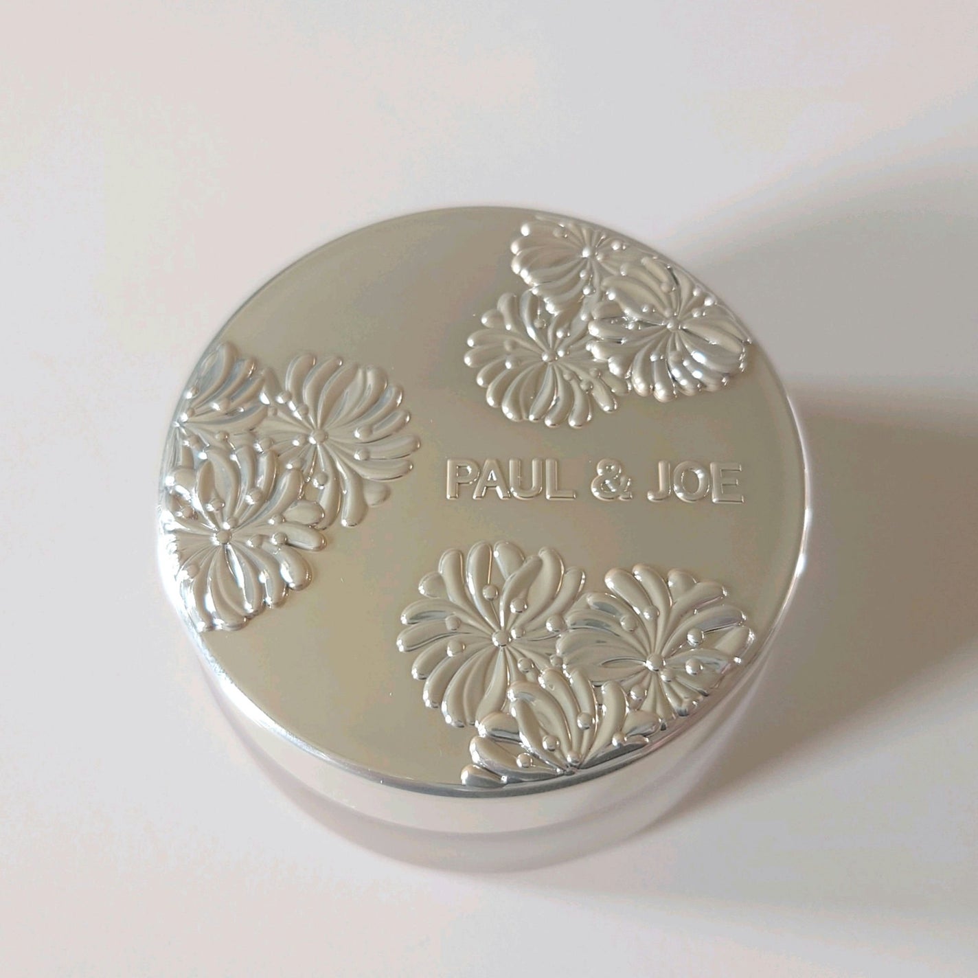 ポール & ジョー サブライム クリーム ファンデーション/PAUL & JOE BEAUTE/クリーム・エマルジョンファンデーションを使ったクチコミ(2枚目)