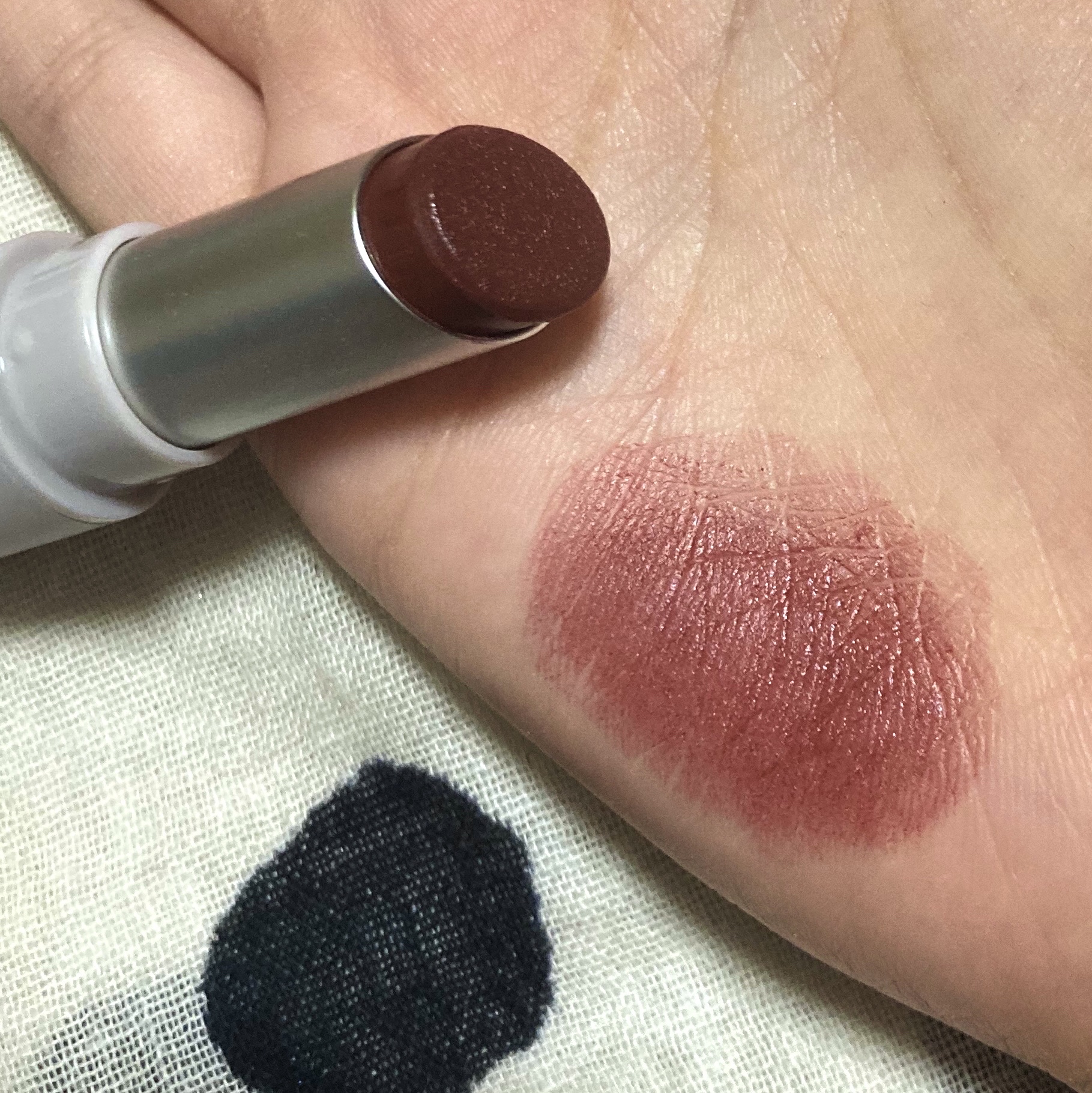 マットリップスティック/DAISY DOLL by MARY QUANT/口紅を使ったクチコミ（3枚目）