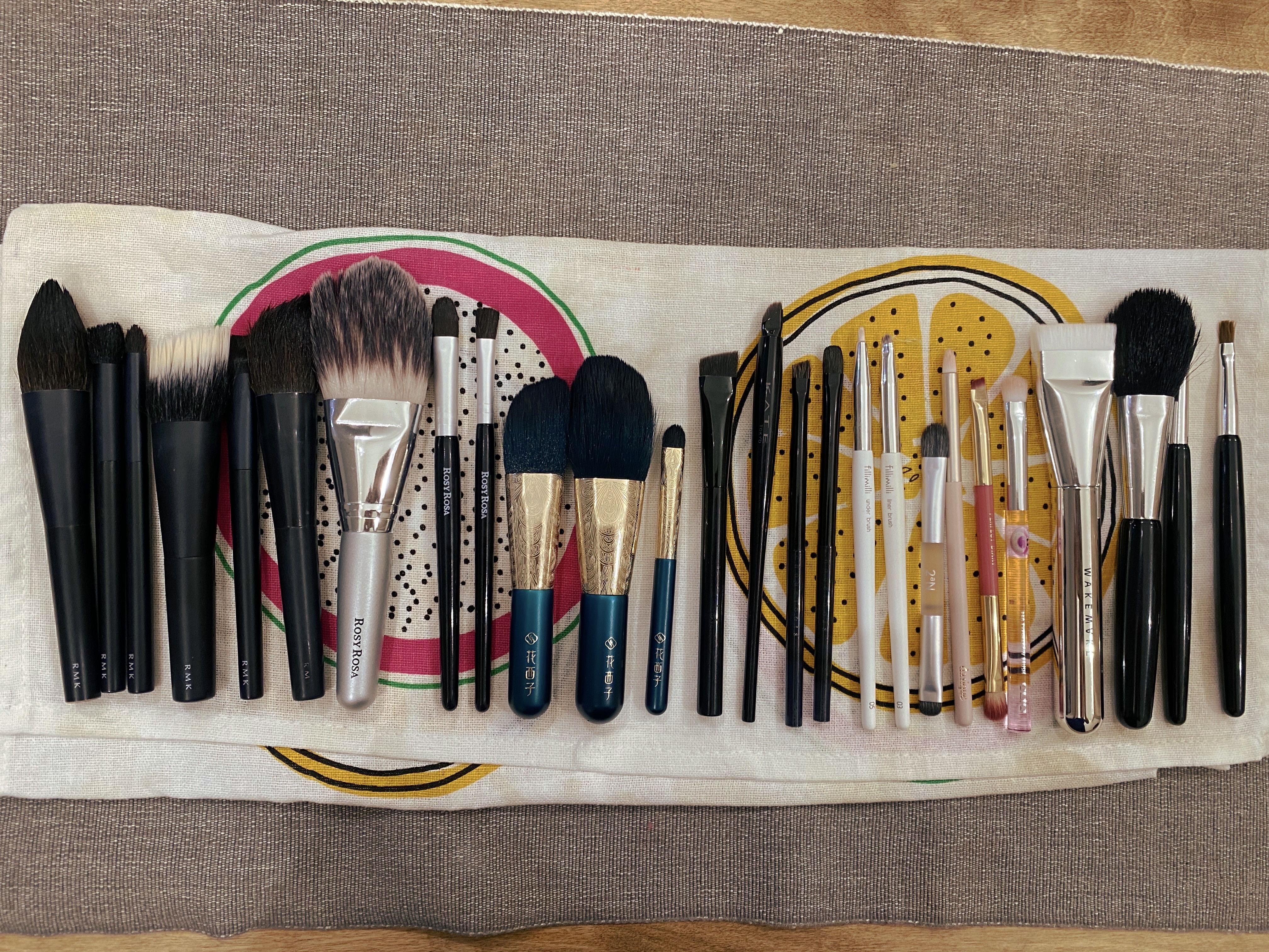 アイカラーブラシ（Ｓ）/シュエトゥールズ/メイクブラシを使ったクチコミ（1枚目）