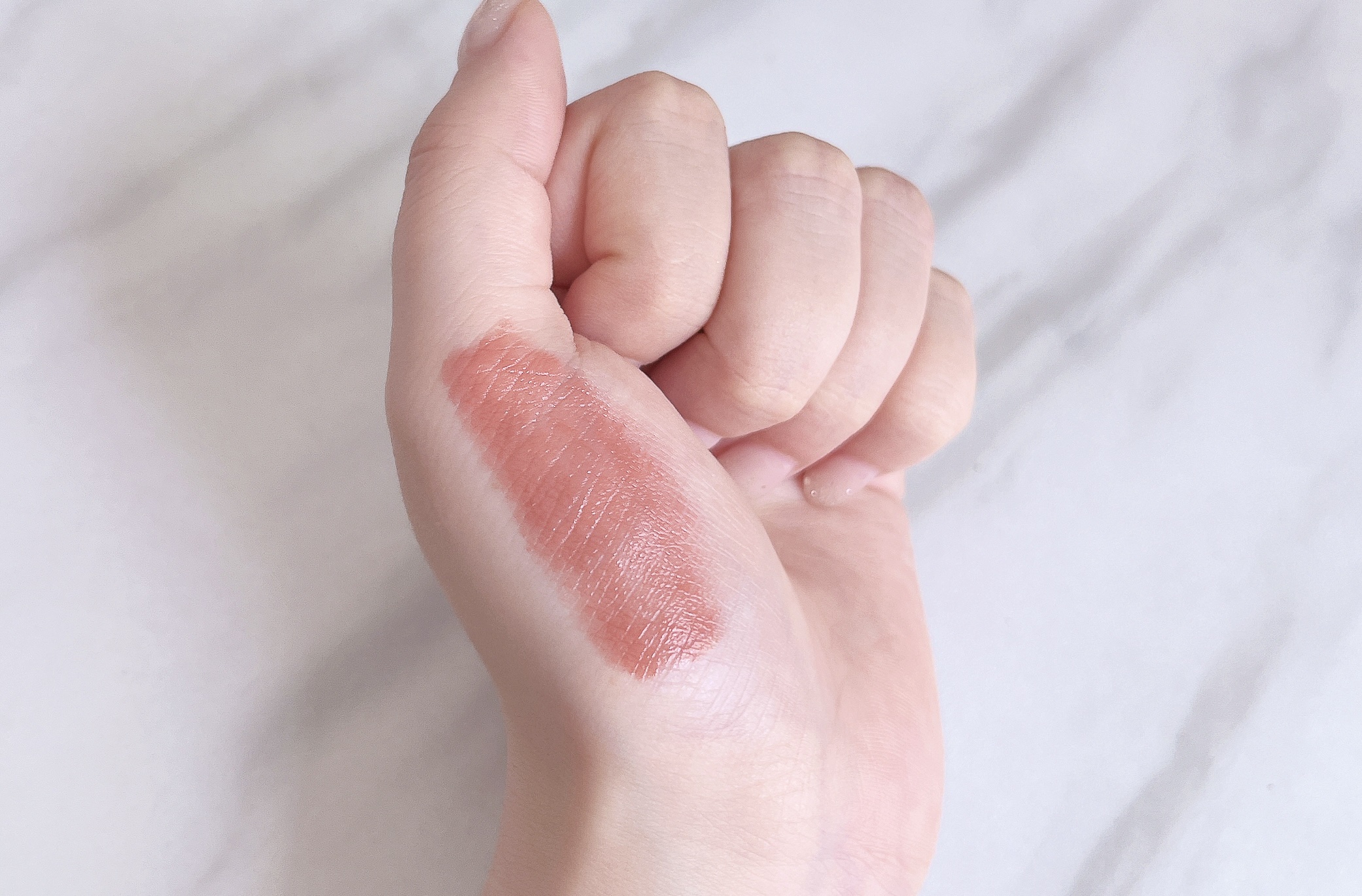 ラスティング フィニッシュ オイルモイスト ティント C/リンメル ロンドン/リップティントを使ったクチコミ（2枚目）