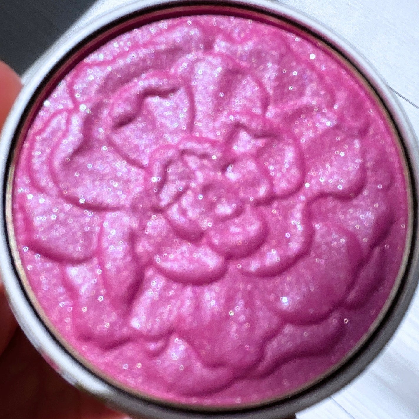 シマリング パウダー ブラッシュ/レ・メルヴェイユーズ ラデュレ/パウダーチークを使ったクチコミ(4枚目)