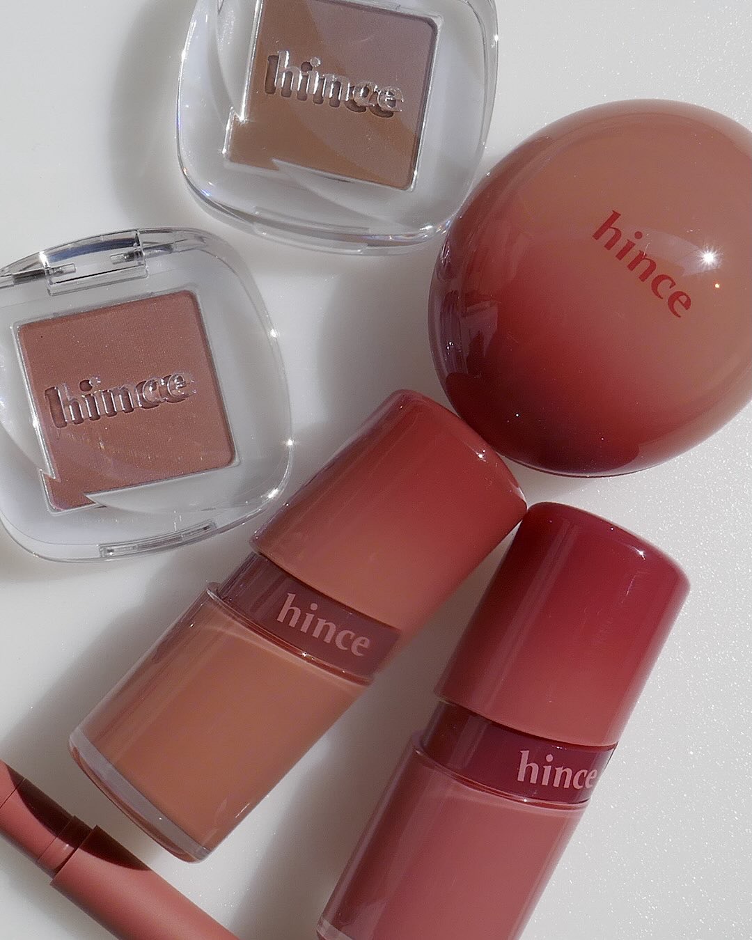 ロウグロウデューイーボール 16 ベアデュー/hince/リップバームを使ったクチコミ（1枚目）