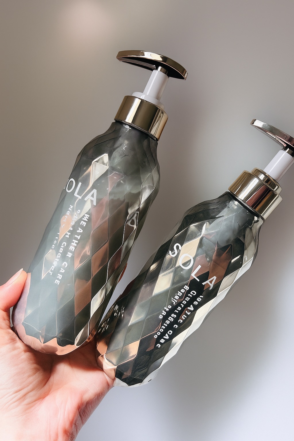 ソラ ウェザーケア クリスタル ヘアミルクインミスト リペアタイプ/SOLA WEATHER CARE/ヘアミストを使ったクチコミ（1枚目）