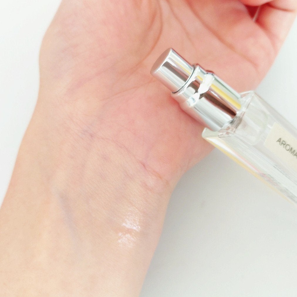 アロマリチュアルフレグランス 〈ホワイトティーフォレスト〉 オードトワレ/アテニア/香水(その他)を使ったクチコミ(4枚目)