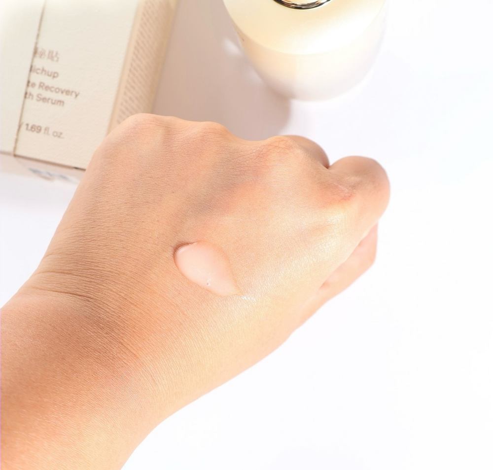 The History of 后(Whoo) ザフービチョプ ジャセンエッセンスのクチコミ「THE WHOO
ビチョプ　ジャセンエッセンス

肌のハリや艶に特化したエイジングケア（年齢に.....」（2枚目）