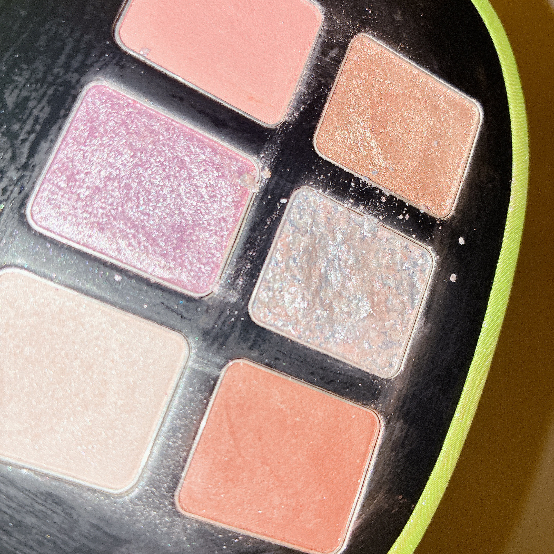 スリーインワン モデリングフェイスブラッシュ/リンメル ロンドン/パウダーチークを使ったクチコミ（3枚目）