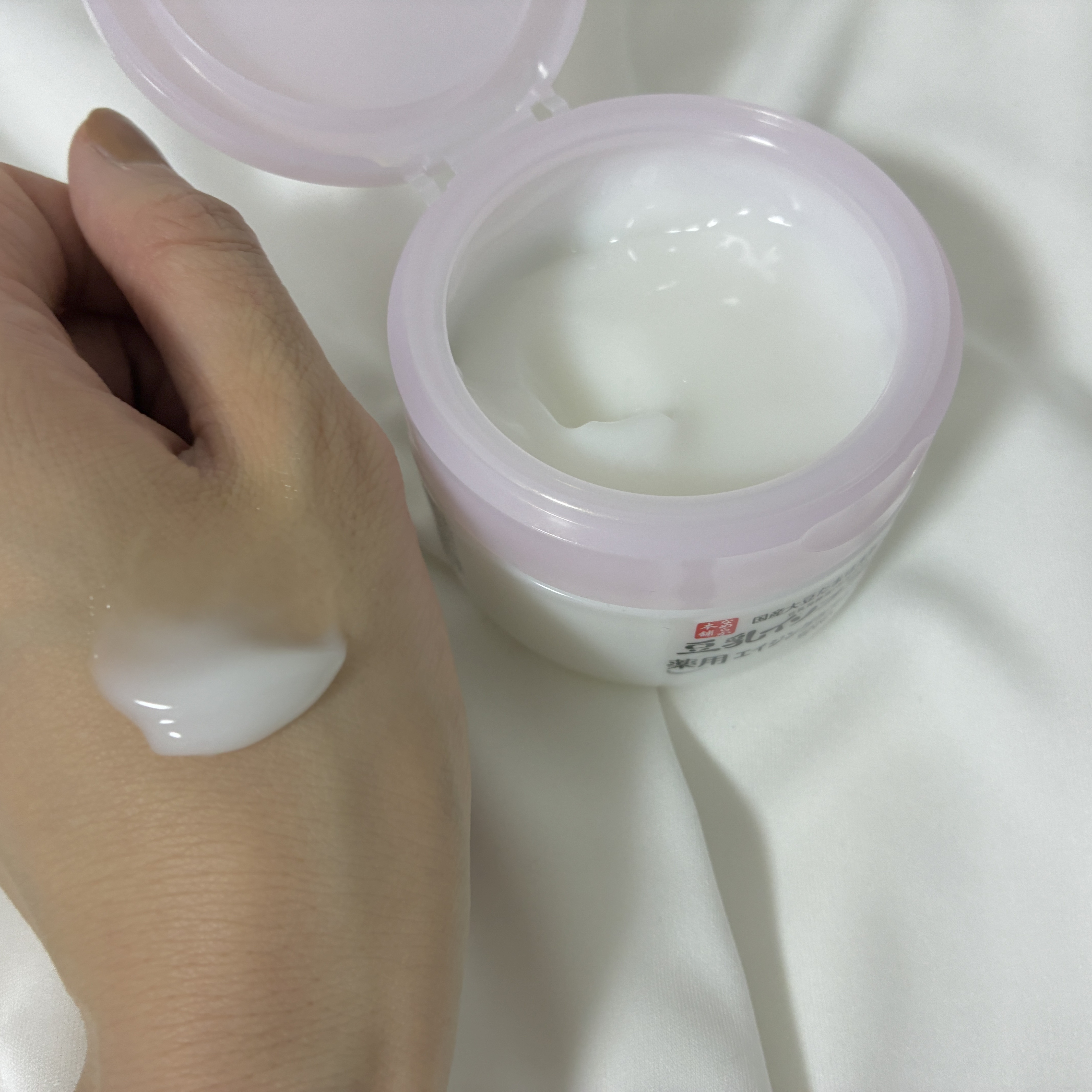 なめらか本舗 薬用リンクルジェルクリーム ホワイト【医薬部外品】 /なめらか本舗/オールインワン化粧品を使ったクチコミ（3枚目）