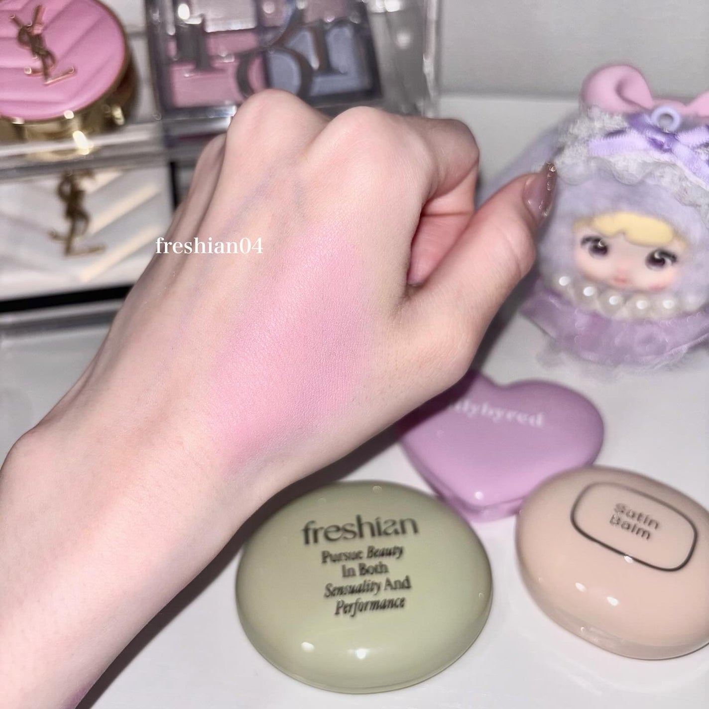 ラヴ ビーム チークバーム/lilybyred/ジェル・クリームチークを使ったクチコミ(4枚目)