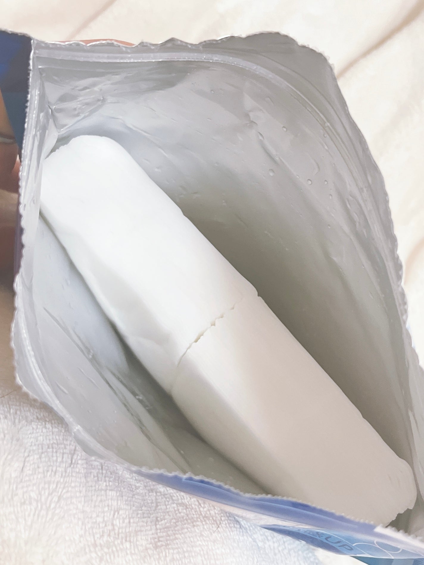 エブリユーメイク落としシート<角質ケア>/EVERYYOU/クレンジングシートを使ったクチコミ(3枚目)