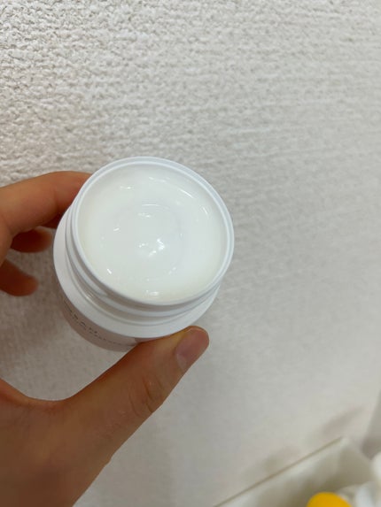 乾燥さん 薬用しっとりクリーム 【医薬部外品】/乾燥さん/フェイスクリームを使ったクチコミ(2枚目)