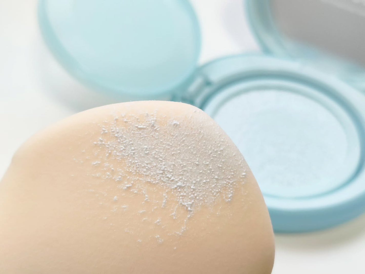 ブラーフィニッシュサンクッション/TOCOBO/日焼け止めパウダーを使ったクチコミ(7枚目)