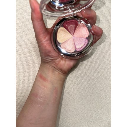 ジルスチュアート 20th アニバーサリー ブルーム ミックスブラッシュ コンパクト/JILL STUART/パウダーチークを使ったクチコミ(3枚目)