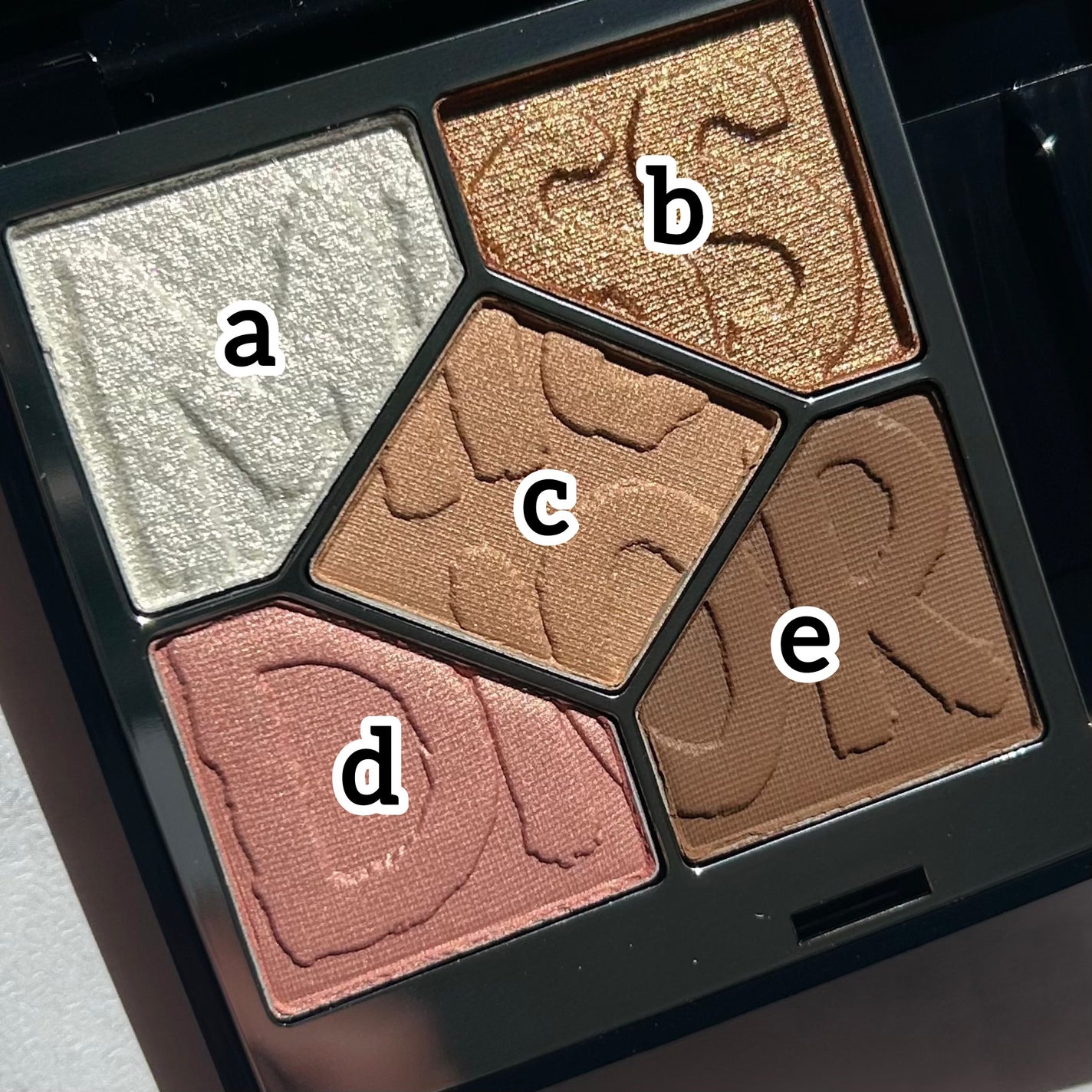 ディオールショウ サンク クルール(ミス ディオール コレクション 限定品)/Dior/アイシャドウを使ったクチコミ(2枚目)