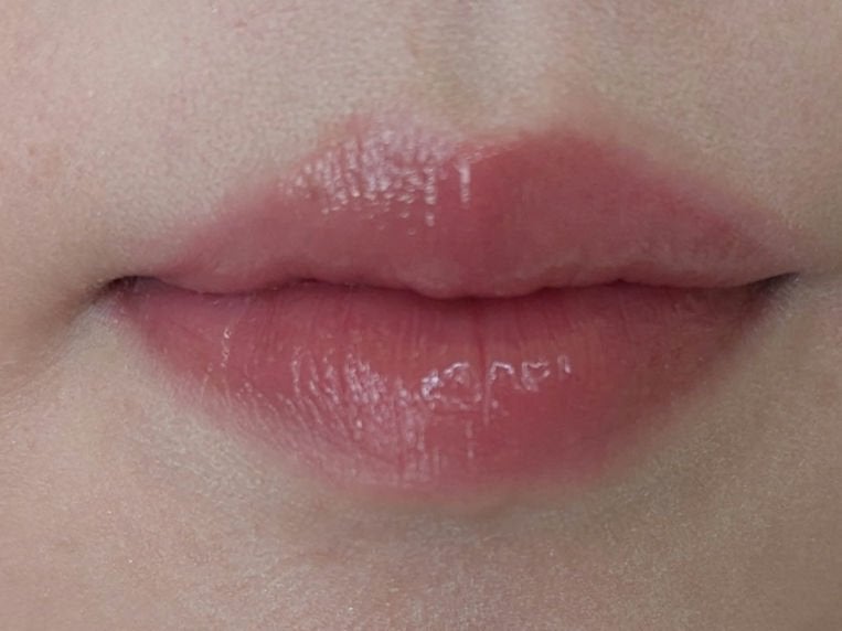 ザ ジューシーラスティングティント/rom&nd/リップティントを使ったクチコミ(4枚目)