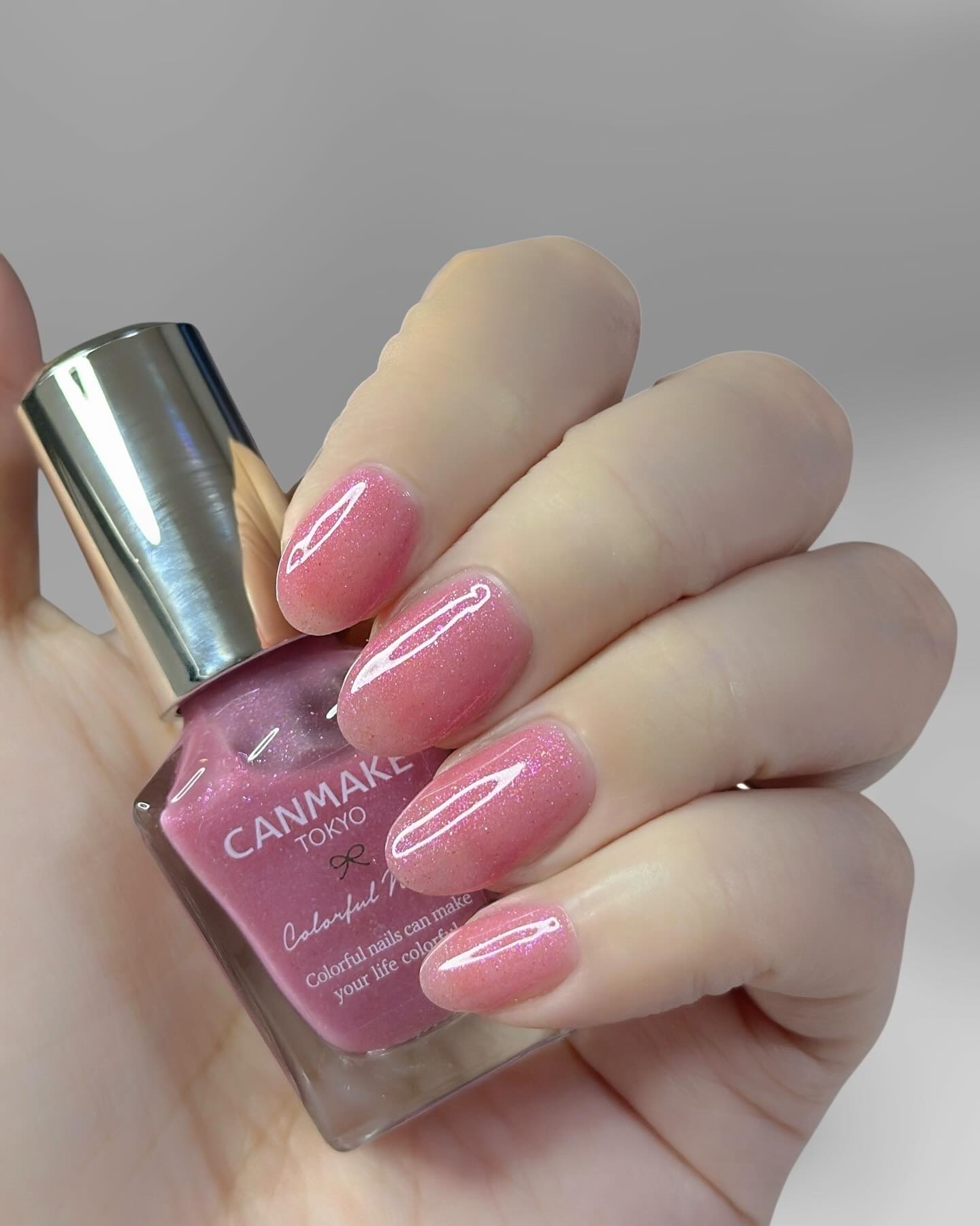 カラフルネイルズ N118 ピンクジェニック/キャンメイク/マニキュアを使ったクチコミ（2枚目）