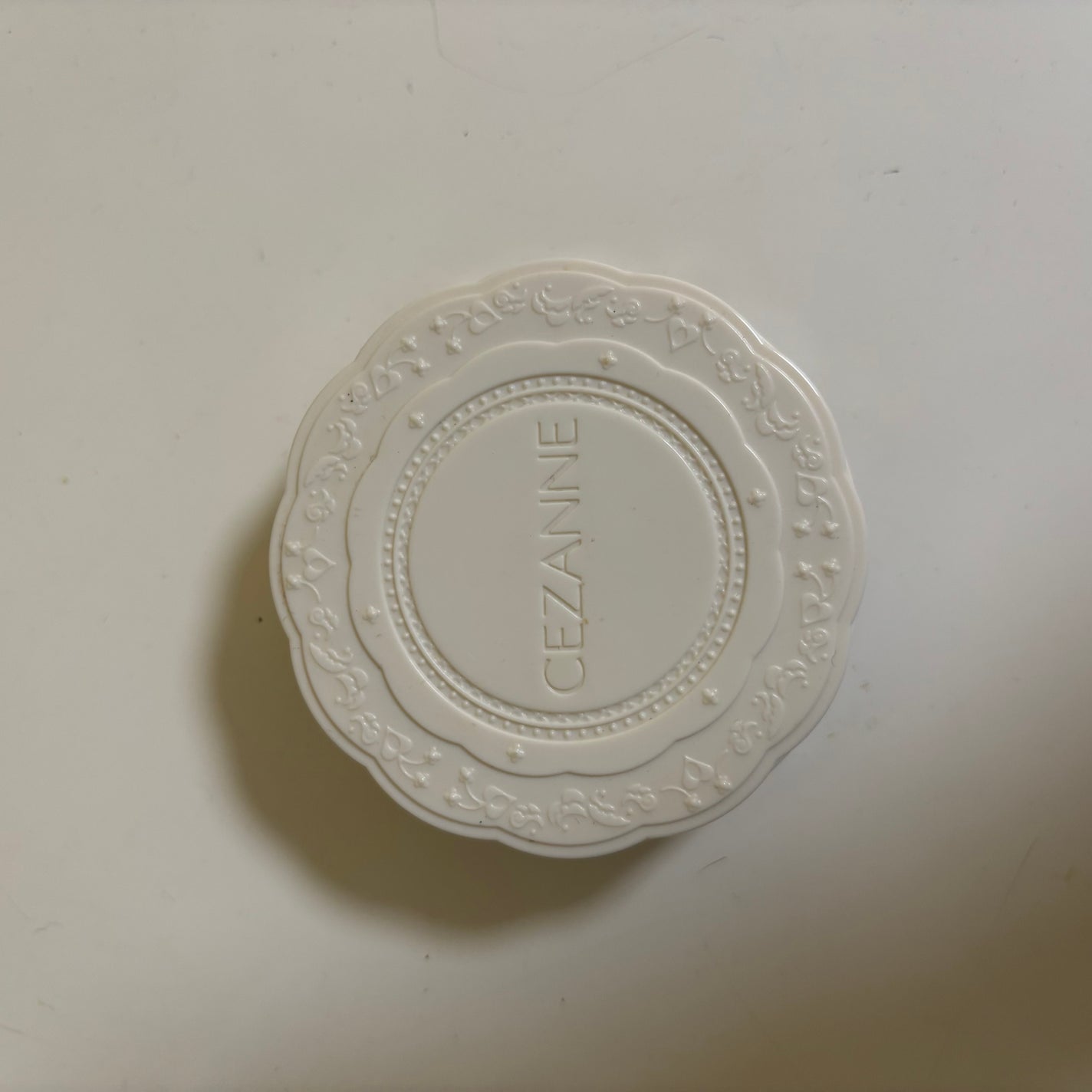 UVシルクカバーパウダー/CEZANNE/プレストパウダーを使ったクチコミ(1枚目)