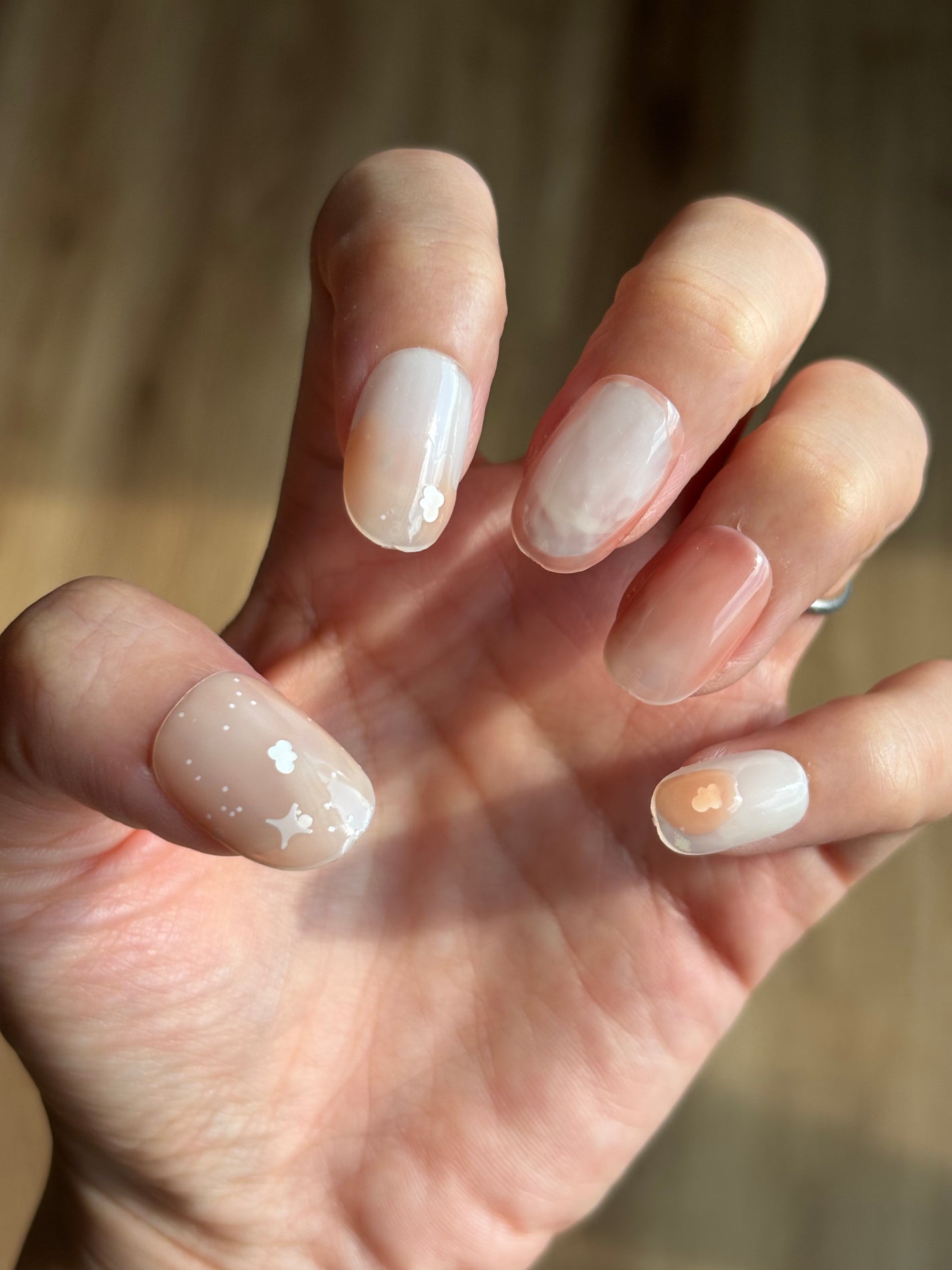 カラフルネイルズ/キャンメイク/マニキュアを使ったクチコミ(2枚目)