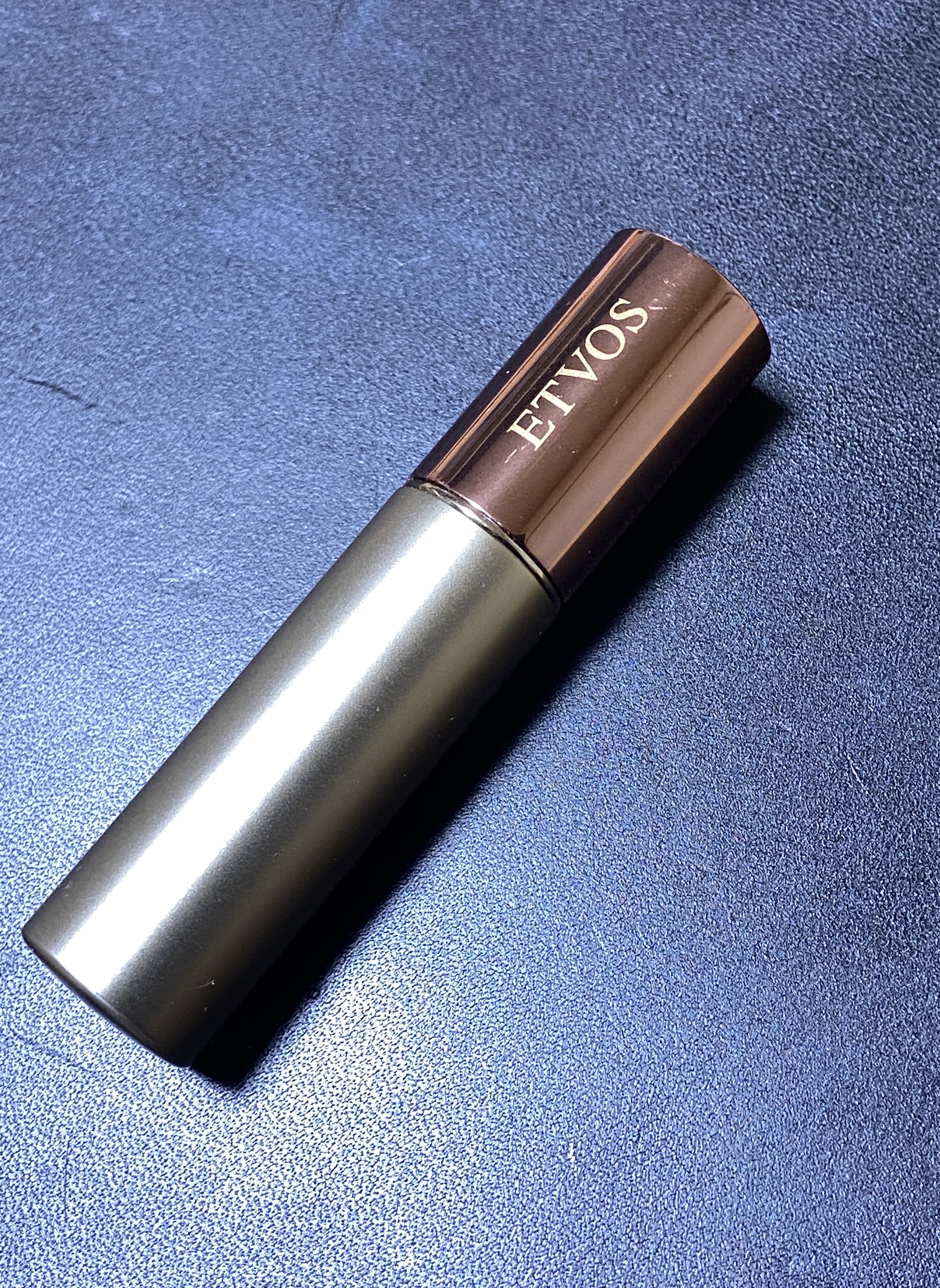 ミネラルシアーマットルージュ/エトヴォス/口紅を使ったクチコミ（2枚目）