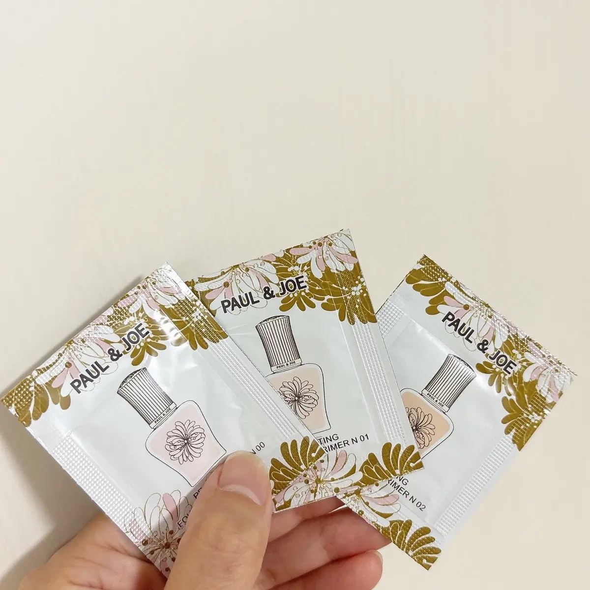 プロテクティング プライマー/PAUL & JOE BEAUTE/化粧下地を使ったクチコミ（3枚目）