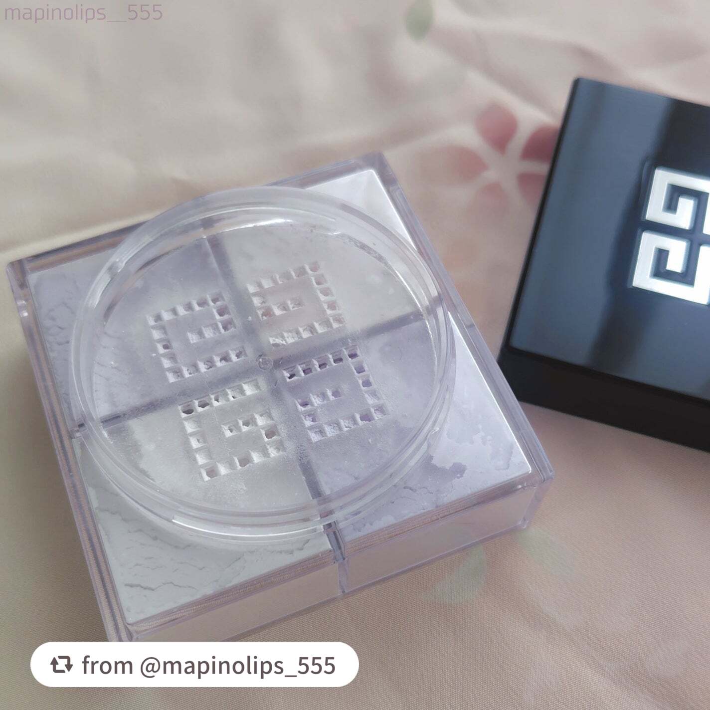 プリズム・リーブル/GIVENCHY/ルースパウダーを使ったクチコミ(2枚目)