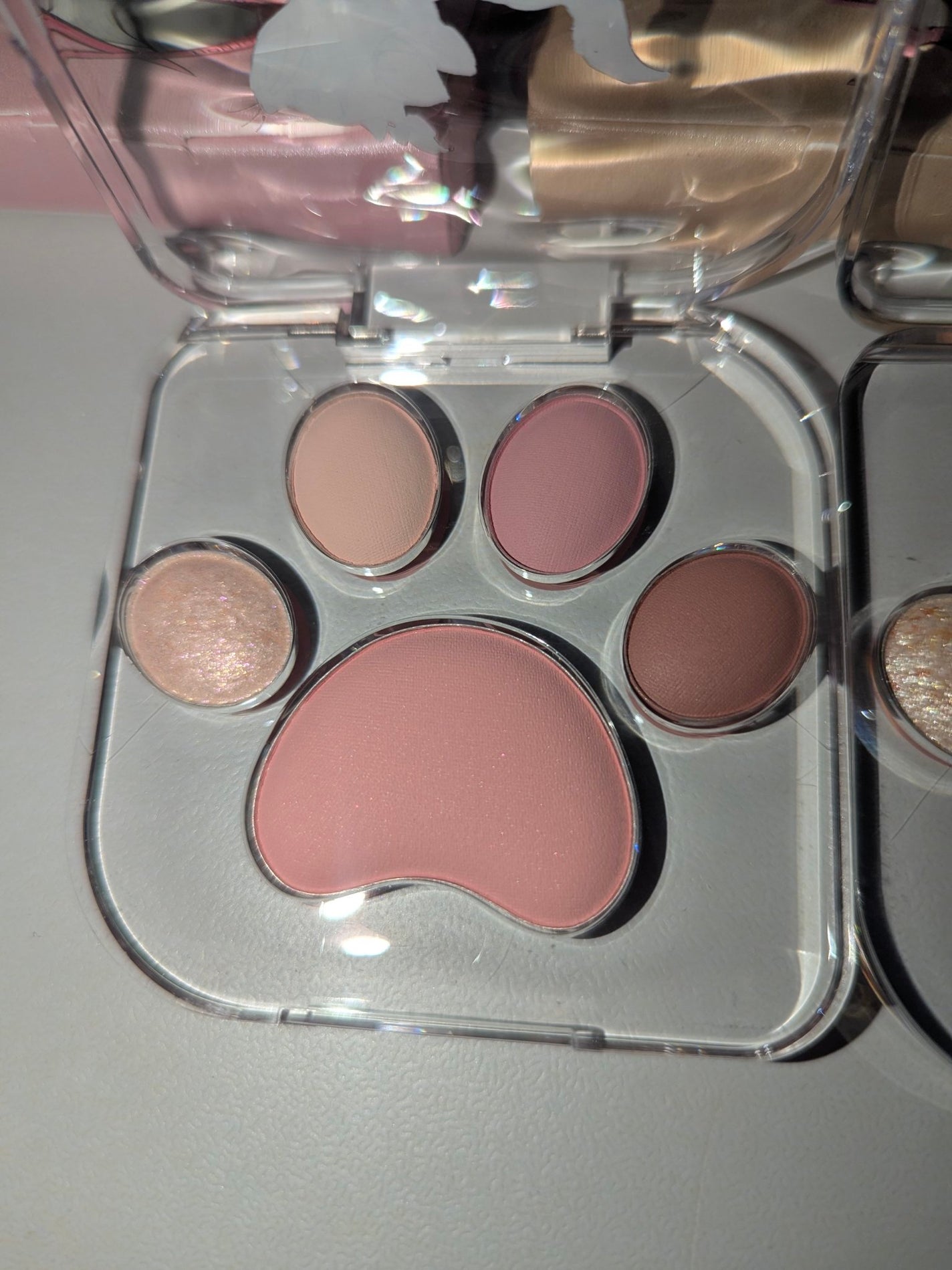 ミャオパウズアイシャドウパレット/MilleFée/アイシャドウパレットを使ったクチコミ(3枚目)
